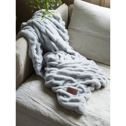 Ultra-Soft Bubble Fleece Luxury Throw Blanket